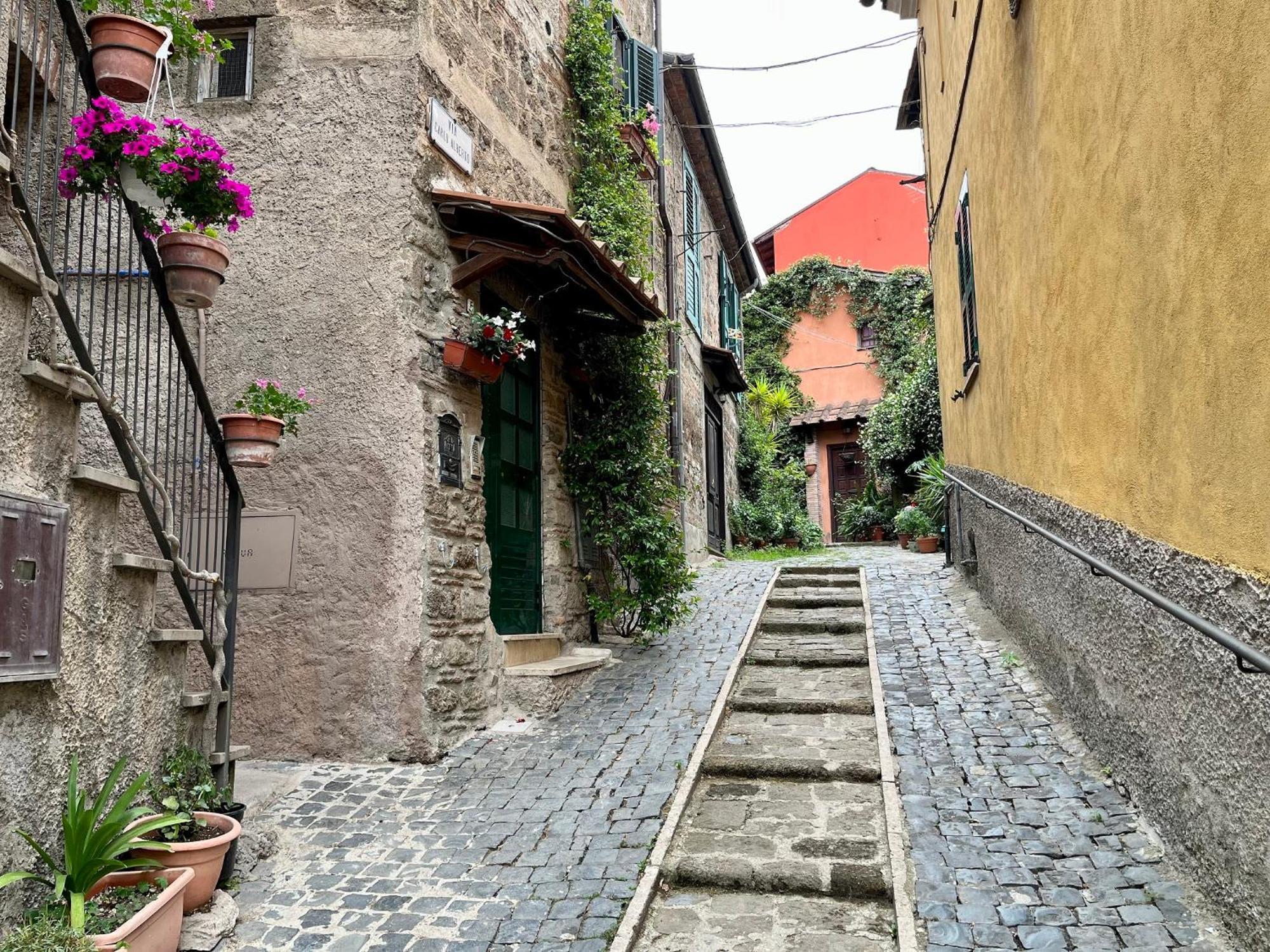 Albergo Diffuso Locanda Specchio Di Diana Nemi Exterior photo