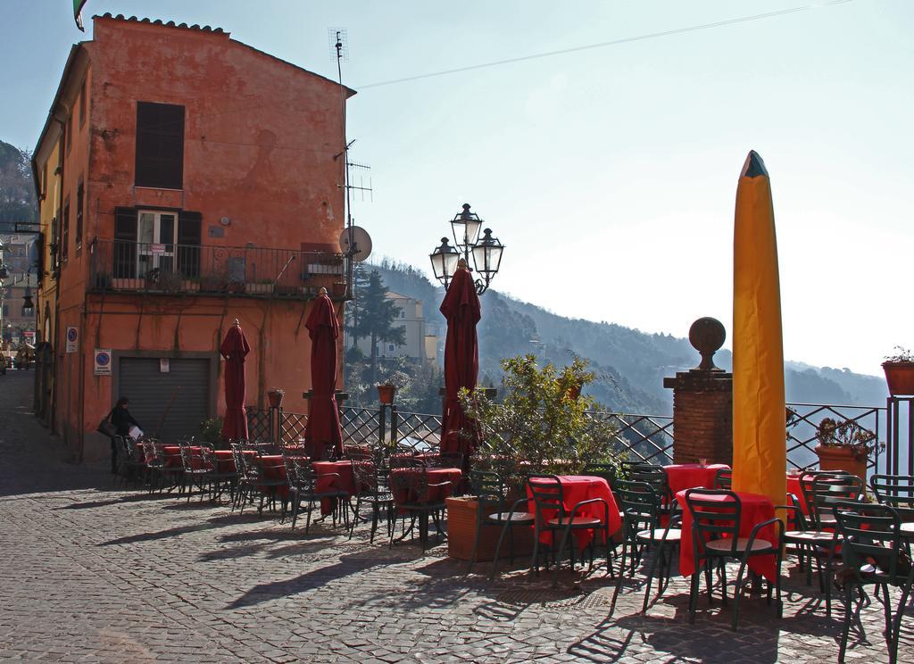 Albergo Diffuso Locanda Specchio Di Diana Nemi Exterior photo